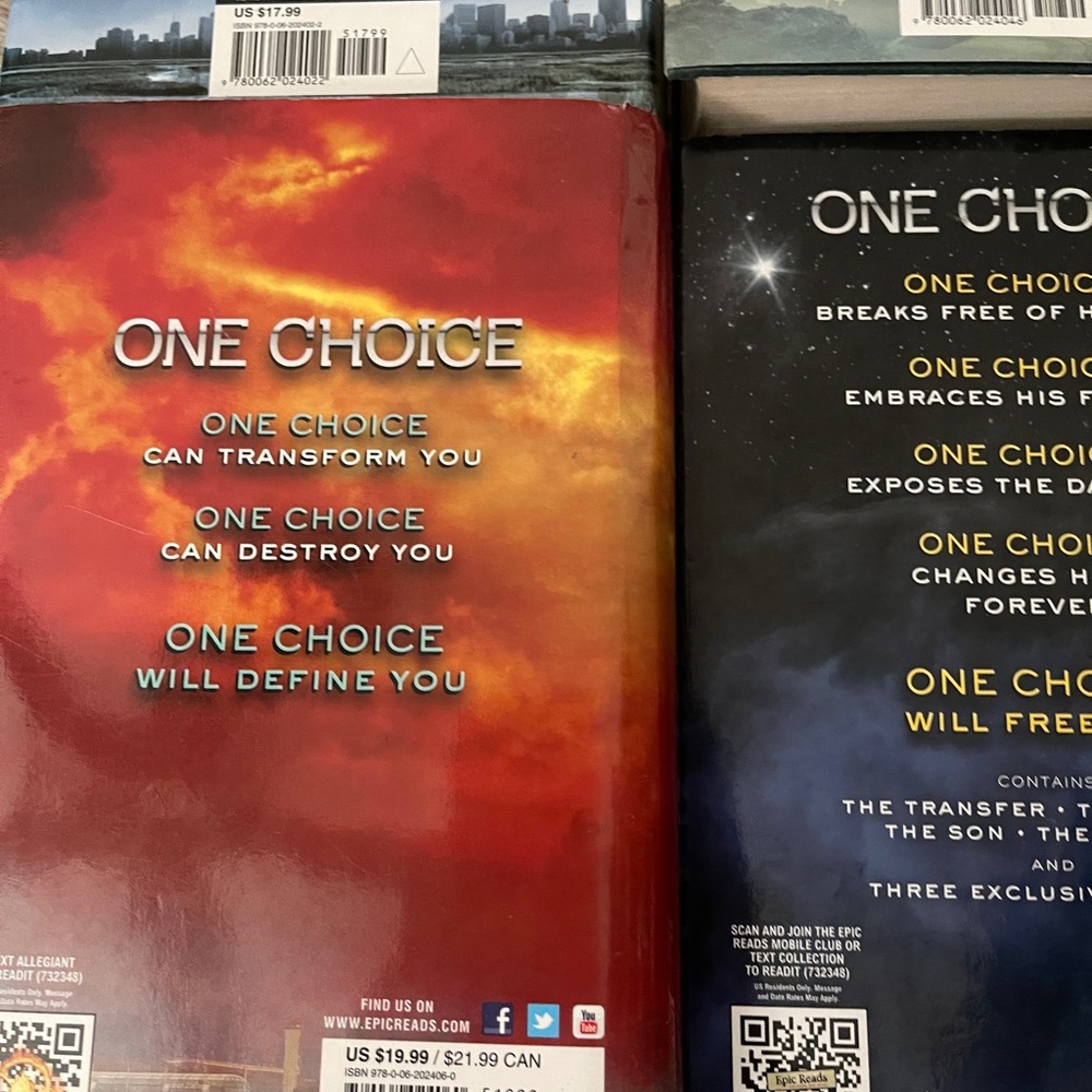 Divergent Book Bundle by Veronica Roth - Picture 3 of 4